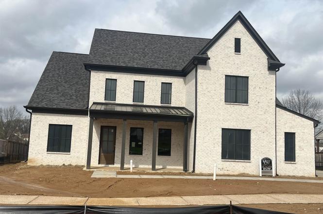 415 Cassidy Dr, Collierville, TN