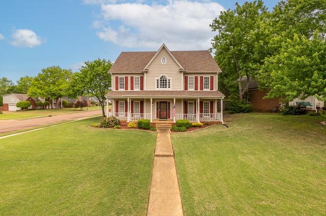 780 Autumn Winds Dr, Collierville, TN