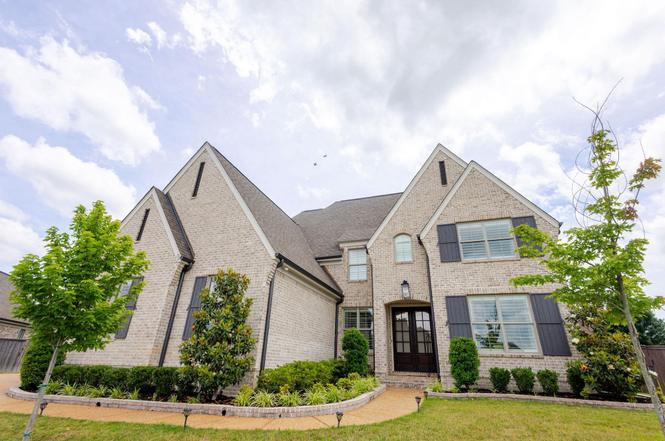 712 Cypress View Cir W, Collierville, TN