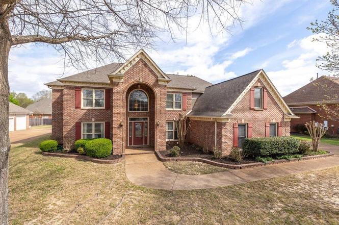 1136 Sunriver Cv, Collierville, TN