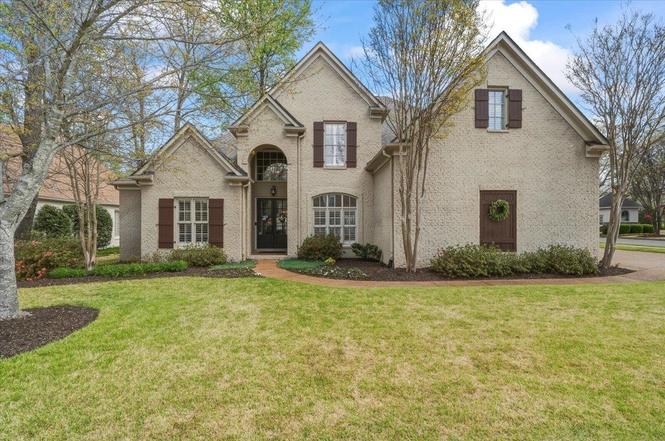 166 Ivy Brook Ln, Collierville, TN