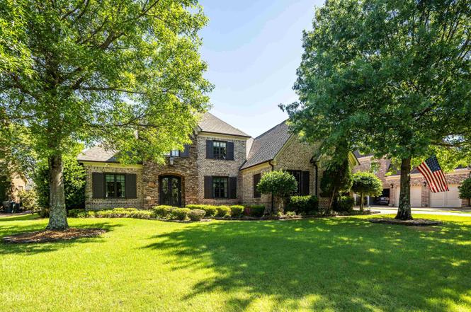 1178 Irwins Gate Dr, Collierville, TN