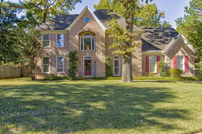 219 Northcross Pl W, Collierville, TN
