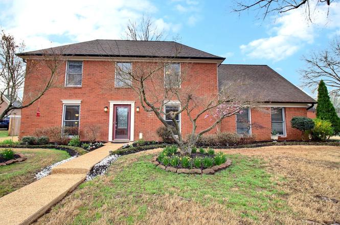 647 Winlawn Dr, Collierville, TN
