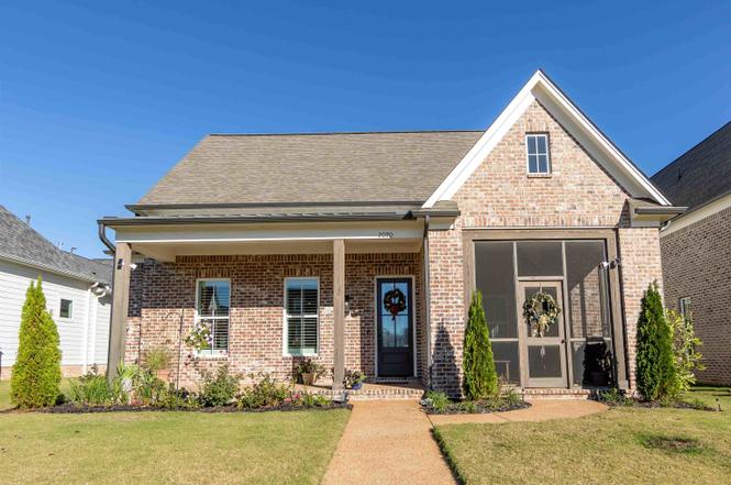 2090 Greenbrier Lakes Blvd, Piperton, TN