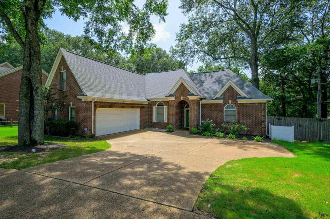 285 Great Falls Rd, Collierville, TN