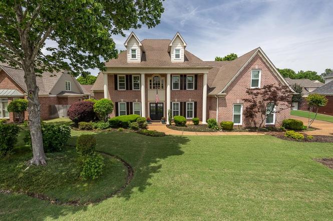 1725 John Ridge Dr, Collierville, TN