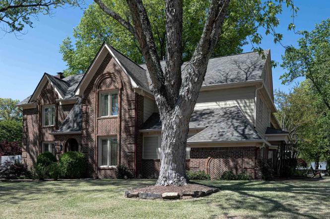 947 Rolling Oaks Ln, Collierville, TN