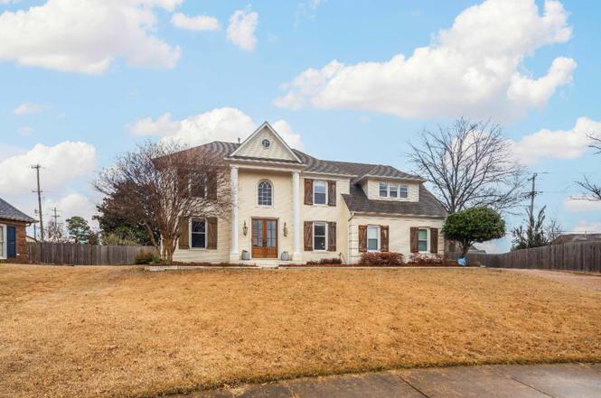 676 Brookmere Dr, Collierville, TN