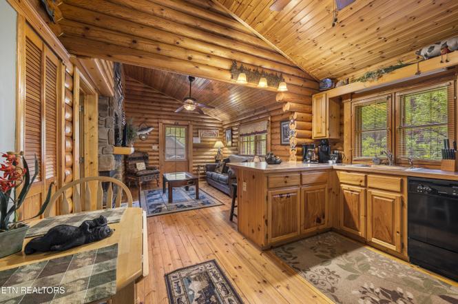 165 Smoky Mountain Way, Sevierville, TN