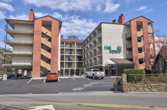 685 River Rd #306, Gatlinburg, TN