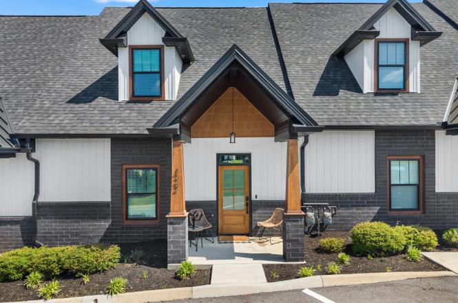 422 Fleeta Williams Way, Pigeon Forge, TN