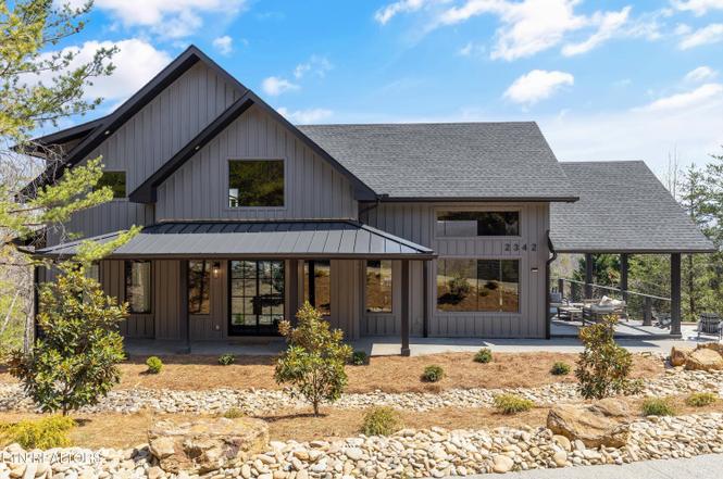 2342 Smoky Vista Way, Sevierville, TN