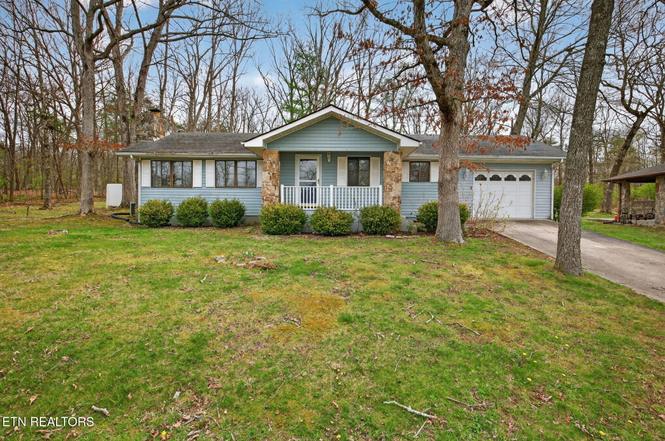 140 Lakeshire Dr, Crossville, TN