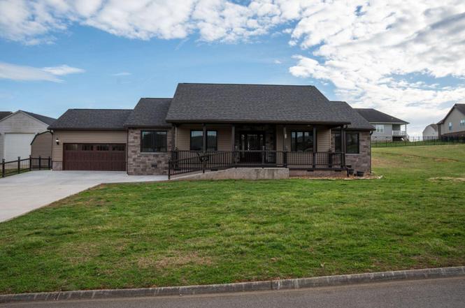 1373 Korey Blvd, Sevierville, TN