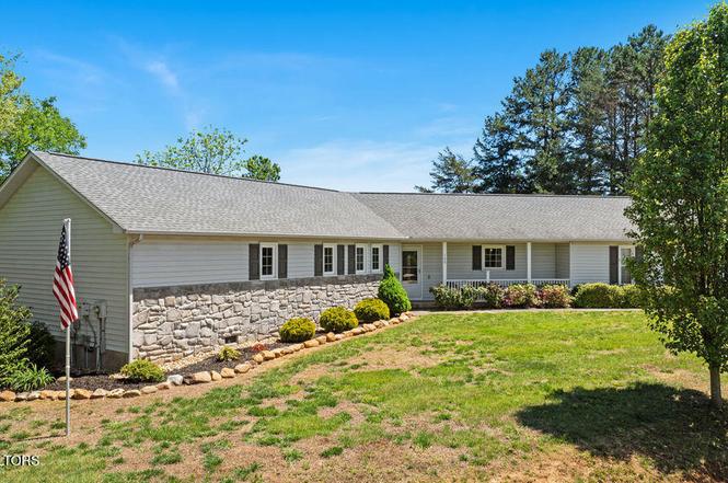 108 Chahyga Way, Loudon, TN