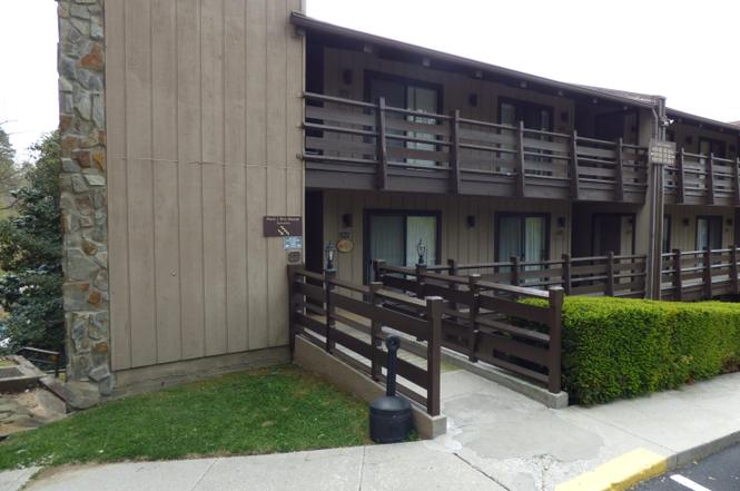 1081 Cove Rd Apt 821, Sevierville, TN