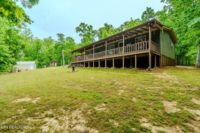 1056 Dudley Dr, Sevierville, TN