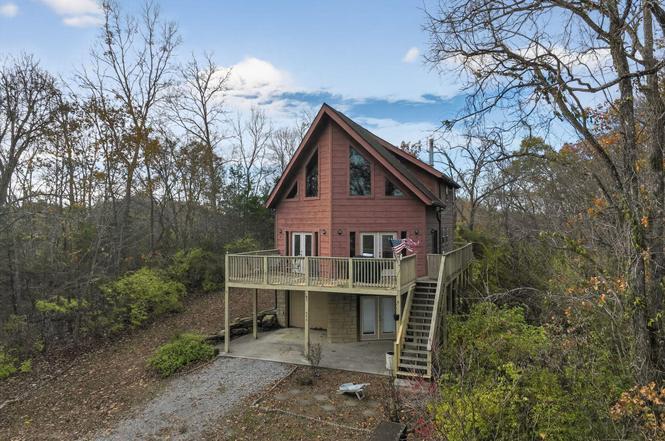 945 Cedar Springs Valley Rd, Sevierville, TN