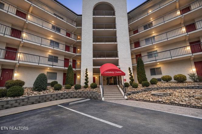102 Baskins Crk Unit 304, Gatlinburg, TN