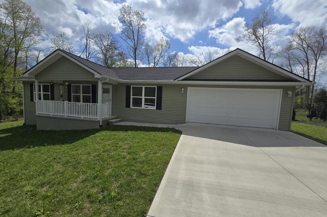 204 Nehasane Ln, Crossville, TN