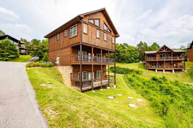 4445 Shangrila Way, Sevierville, TN