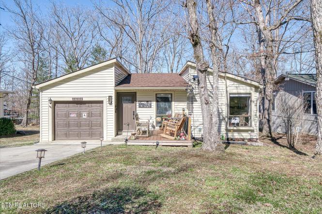 131 Lakeshire Dr, Crossville, TN