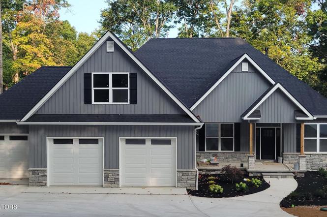 216 Chahyga Cir, Loudon, TN