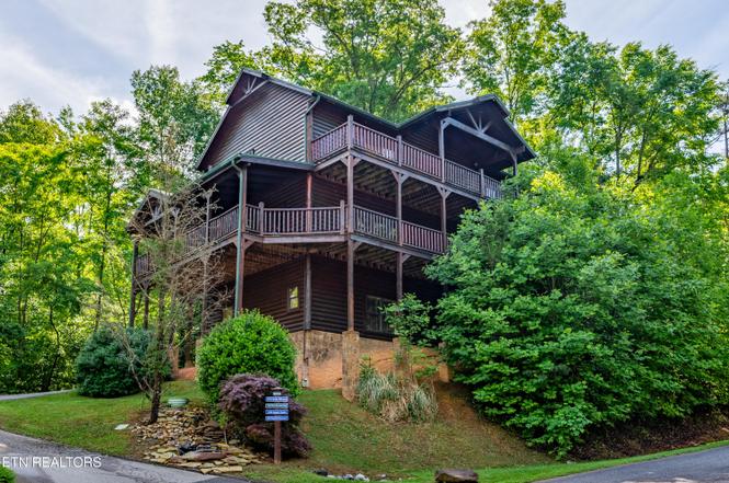 1820 Elk Springs Way, Gatlinburg, TN
