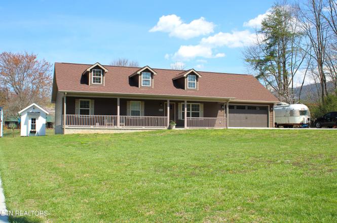 3623 Shelby Dr, Sevierville, TN
