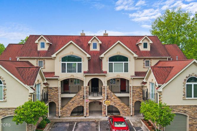 643 River Place Way Unit A401, Sevierville, TN