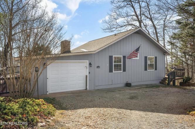 1009 Old Laurel Ln, Sevierville, TN