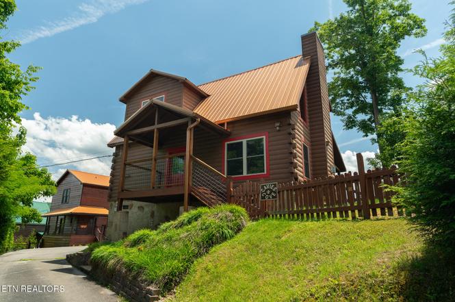 1248 Annes Rd, Gatlinburg, TN