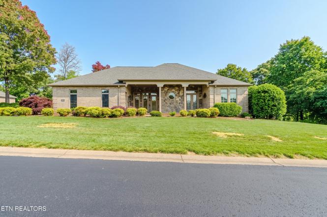402 Catoosa Ln, Loudon, TN