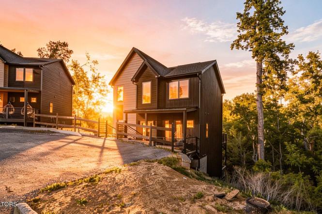 1259 Reedmont Way, Pigeon Forge, TN