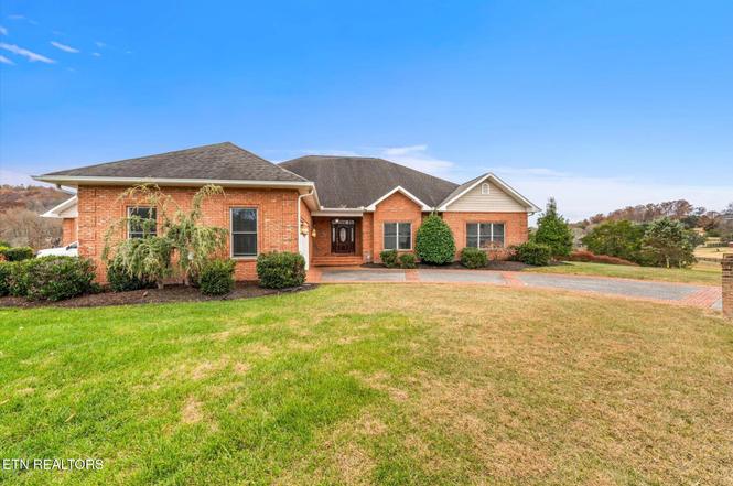 1811 Jordans Creek Way, Sevierville, TN