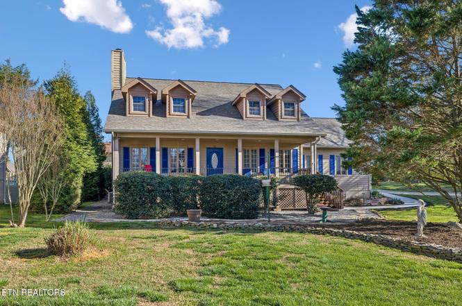 184 Amohi Way, Loudon, TN