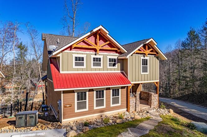 906 Whittlers Way, Gatlinburg, TN