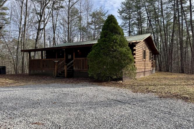 2950 Grassy Branch Loop, Sevierville, TN
