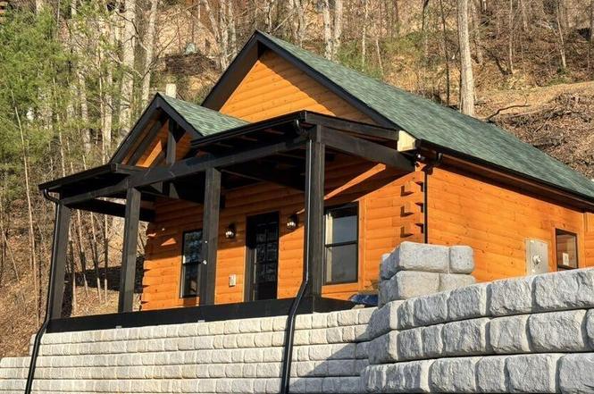 1026 Black Bear Cub Way Way, Sevierville, TN