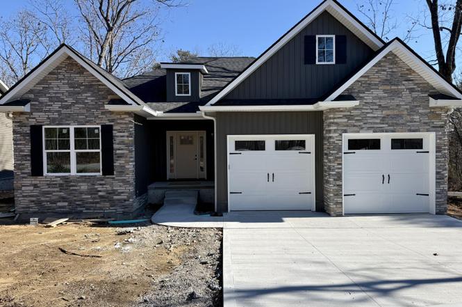 102 Amherst Dr, Crossville, TN