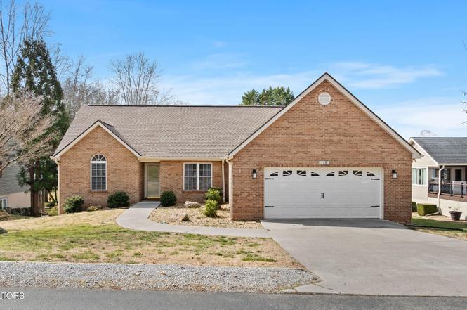 176 Cheeskogili Way, Loudon, TN
