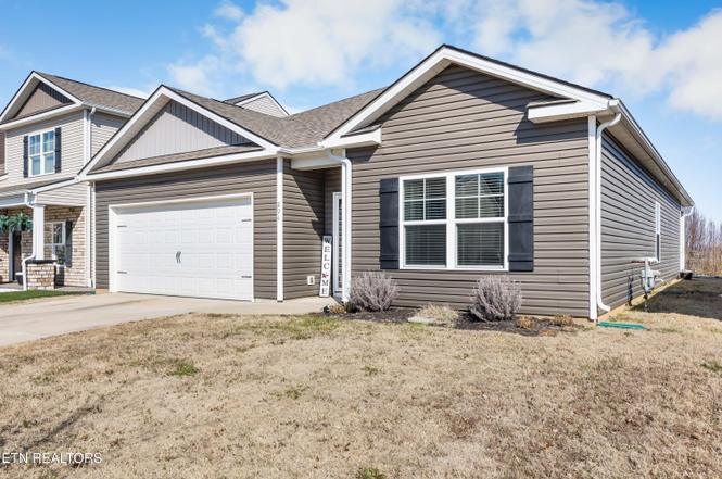 294 Cedar Park Dr, Loudon, TN