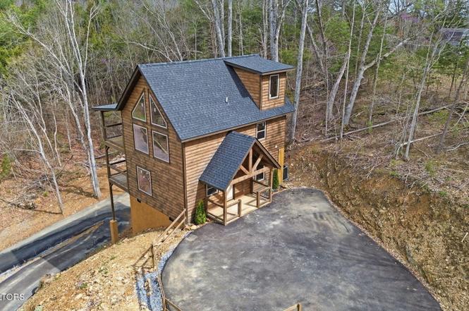 893 Beverly Hills Dr, Sevierville, TN