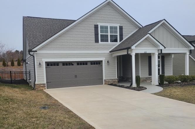 403 Sycamore Pl, Loudon, TN
