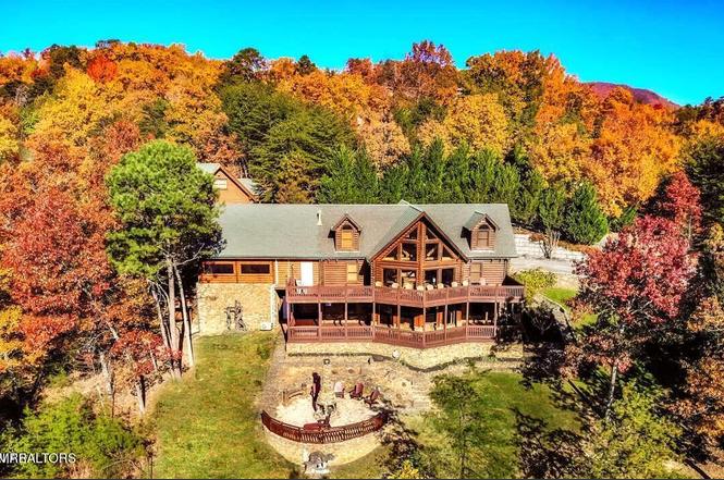 2748/2738 Cats Paw Ln, Sevierville, TN