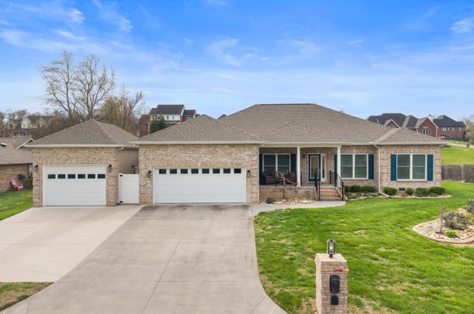 1410 River Run Cir, Sevierville, TN