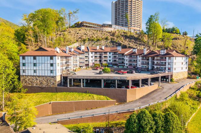 616 Turkey Nest Rd Apt 311, Gatlinburg, TN
