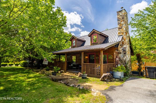 1017 Walini Way, Sevierville, TN
