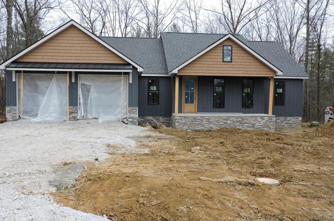 246 Pomeroy Dr, Crossville, TN